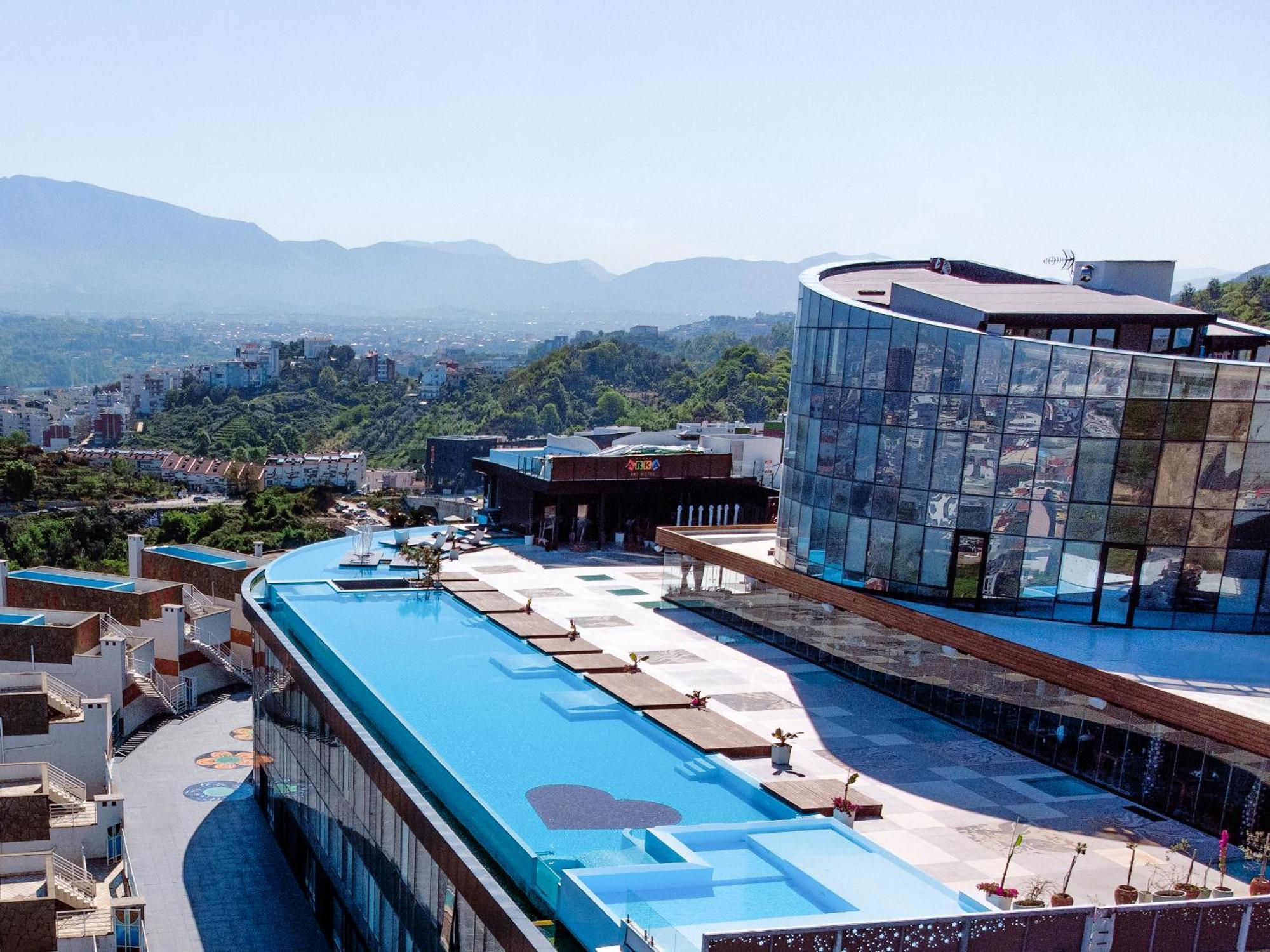 Arka Art Hotel Тирана Екстериор снимка The University of Novi Sad